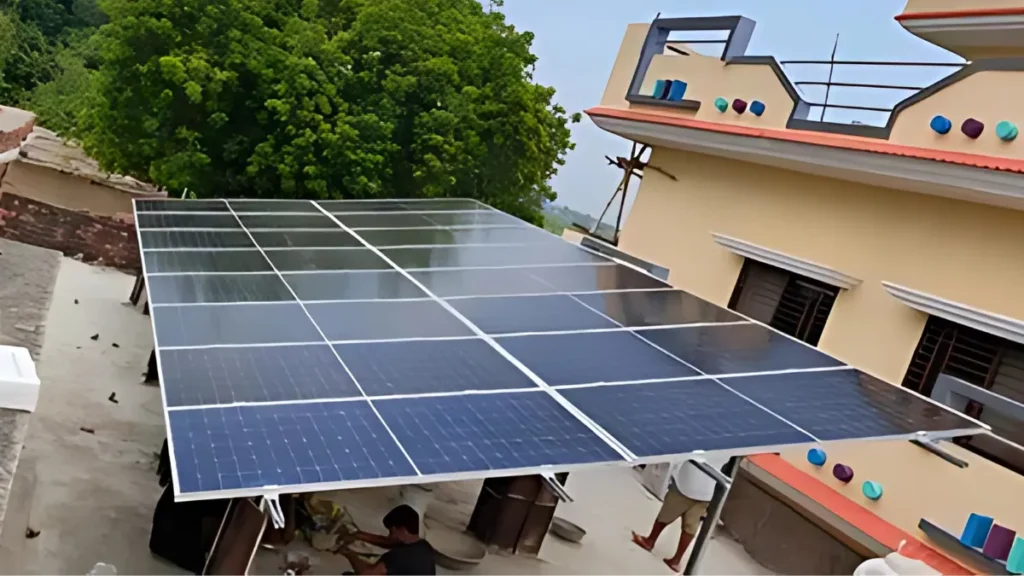 TATA 2kW Solar System: भीषण गर्मी और बिजली कटौती का स्थायी समाधान, जानिए कीमत, फायदे और इंस्टॉलेशन डिटेल्स