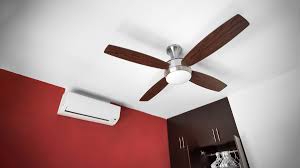 AC के साथ पंखा चलाएं या नहीं जानिए Expert की राय Cool Your Room Smartly This Summer