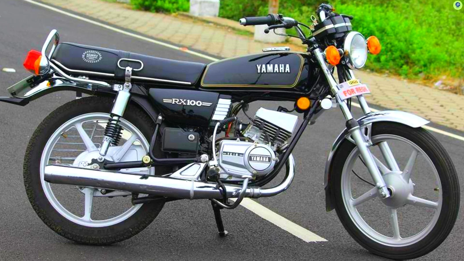 Yamaha RX 100:55KM/L के माइलेज के साथ पाएं शानदार फीचर्स, देखें कीमत