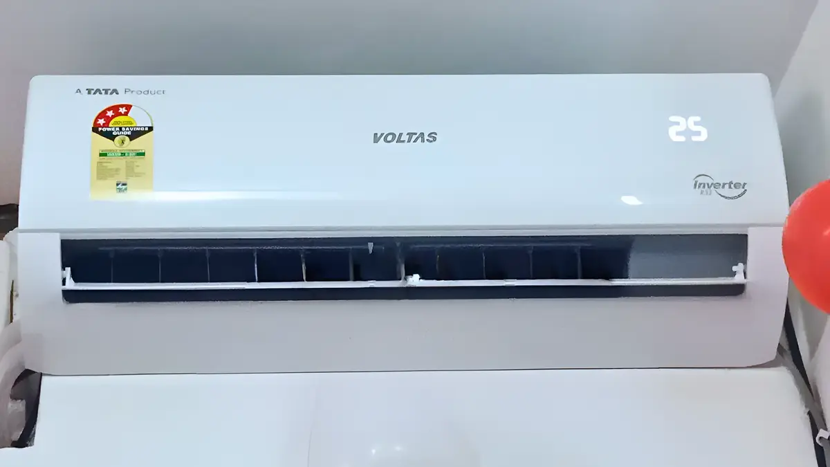 Voltas 1.5 Ton Smart AC