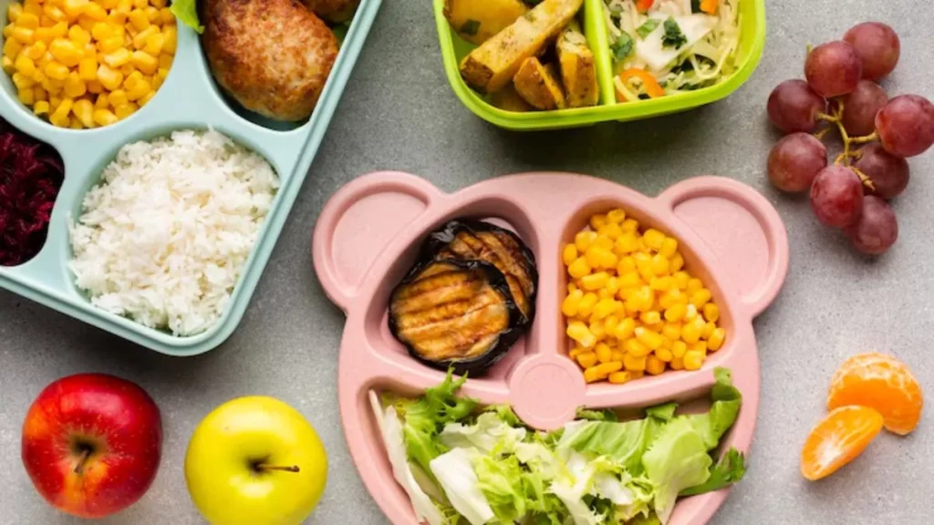 Kids Tiffin Recipe Ideas: बच्चों के टिफिन के लिए आसान,हर दिन बनाएं नया और मजेदार लंच बॉक्स